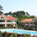 Apartment Pmr 2 3 Etoiles Avec Piscine Et Sauna *