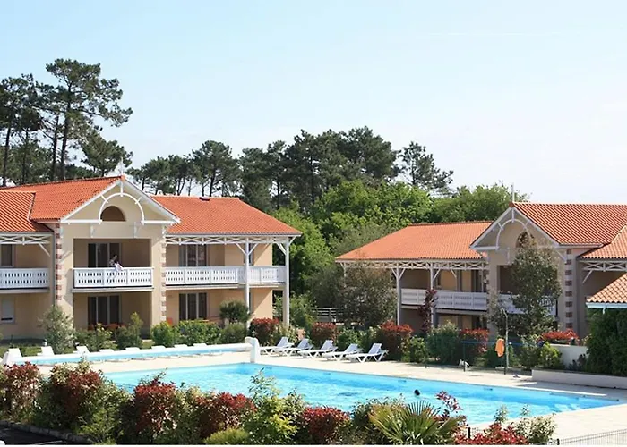 Apartment Pmr 2 3 Etoiles Avec Piscine Et Sauna *